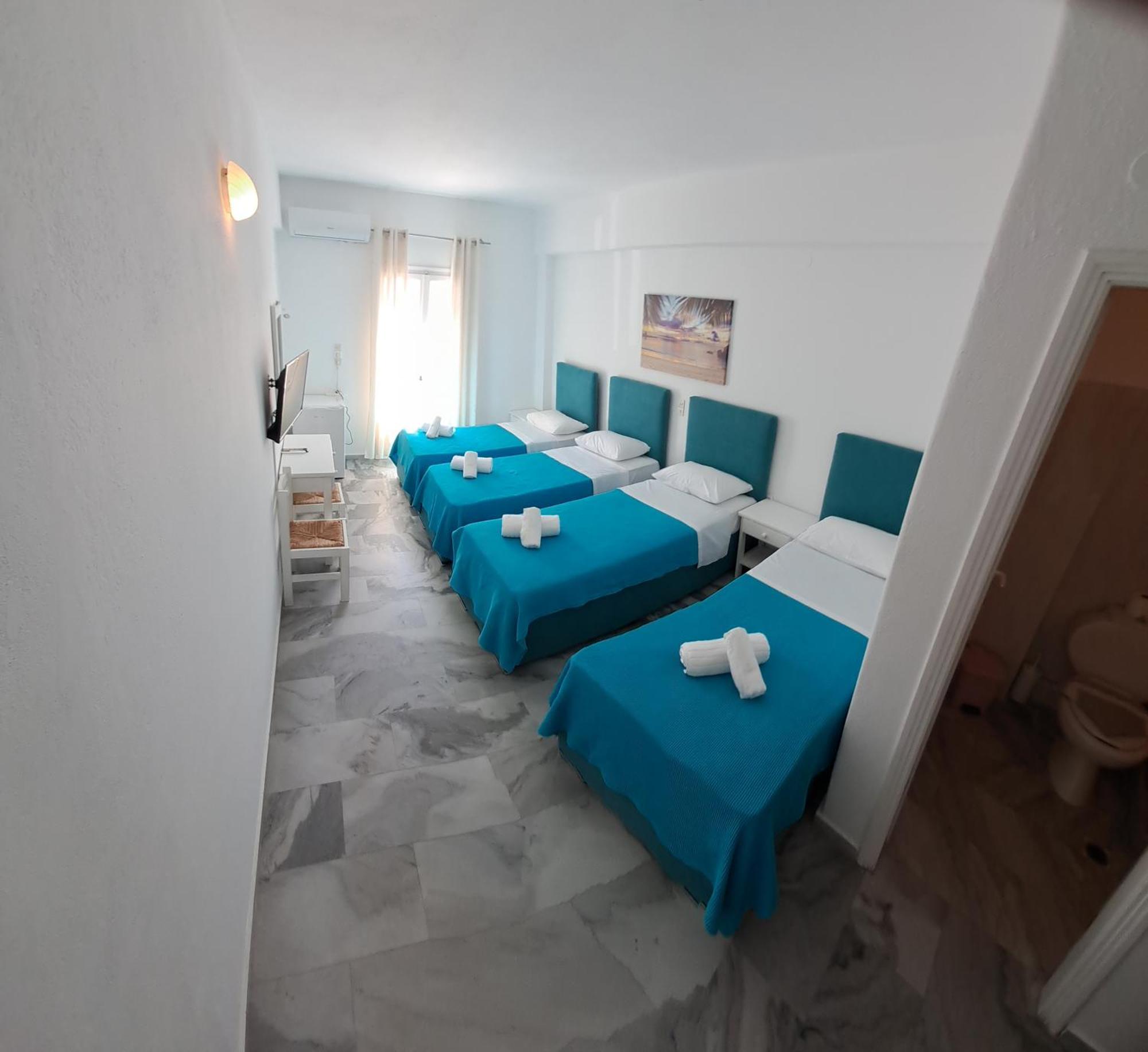 Frangiscos Hostel Parikia  Exterior photo